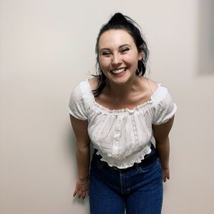 Meet your Posher, Danika